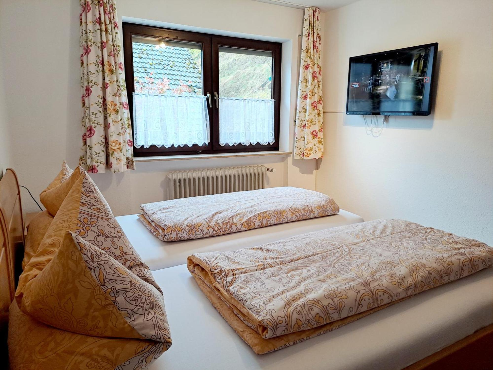 Pension Schlossbergblick Simonswald Dış mekan fotoğraf
